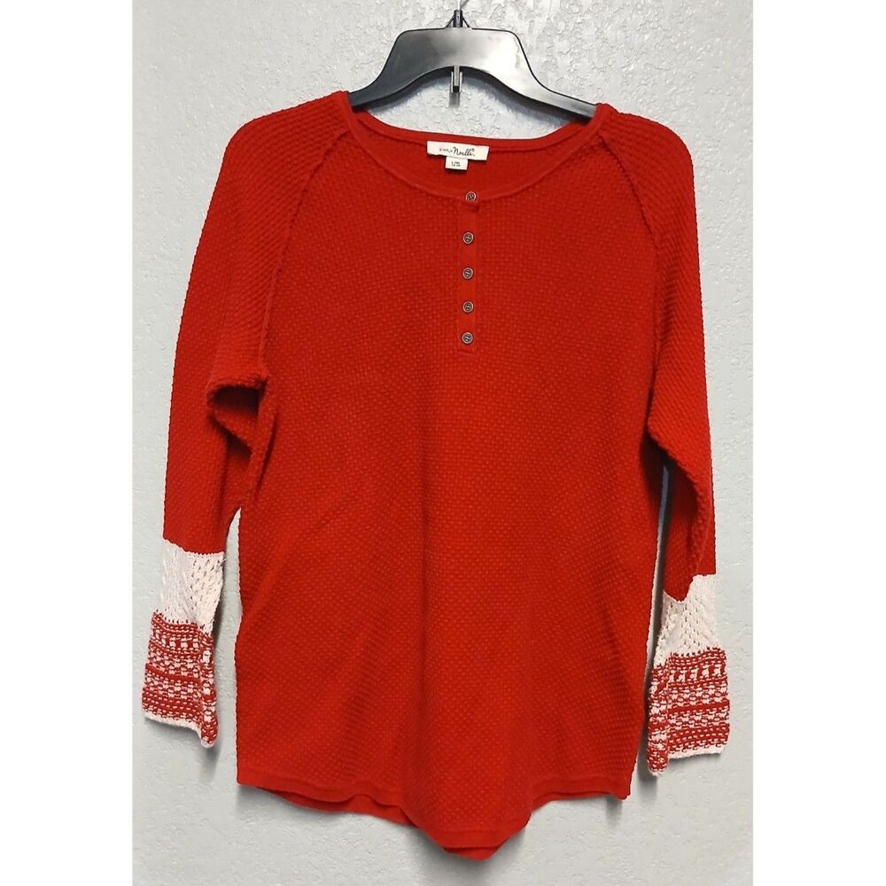 Simply Noelle Red and white sweater with detailed sleeves sz. L/XL